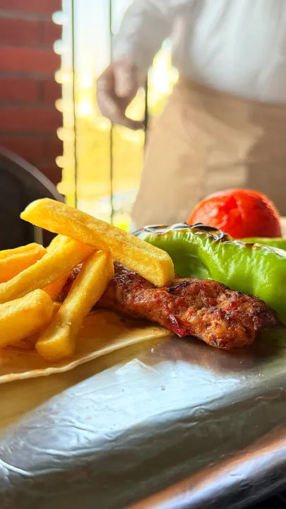 مطعم فيفث سيزون
