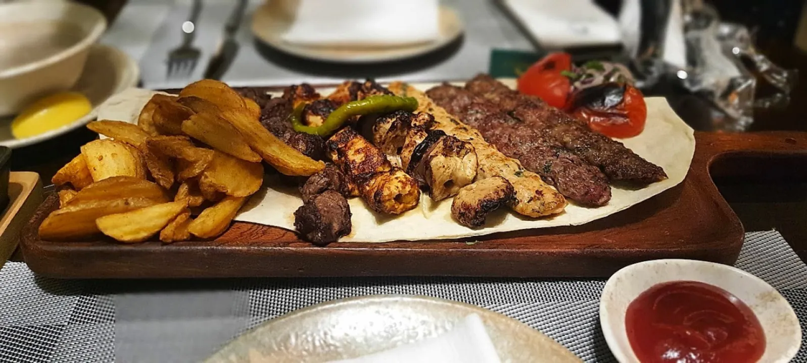 مطعم وكافيه ماريلا