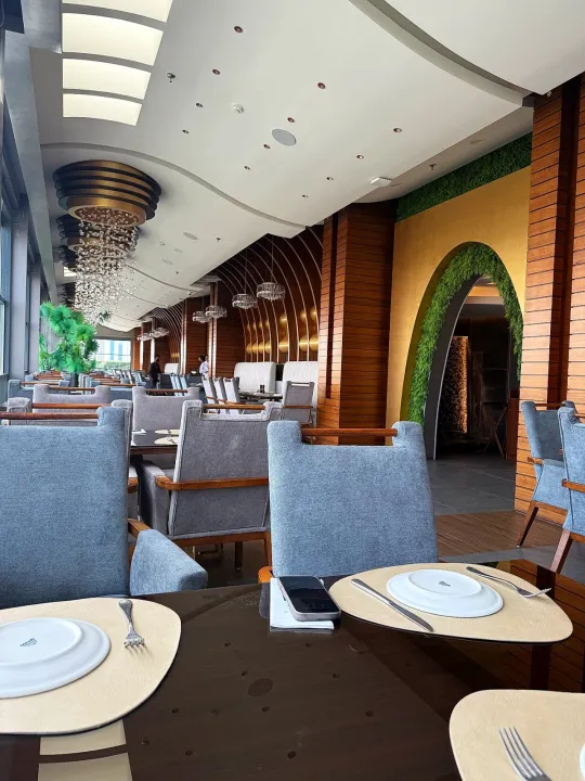 مطعم وكافيه ماريلا
