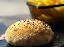 برجر لحم خبز نابولي