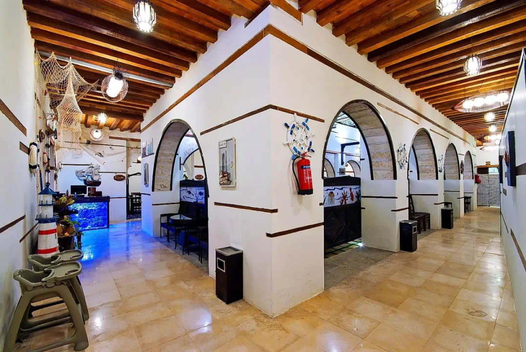 مطعم أسطورة البحر