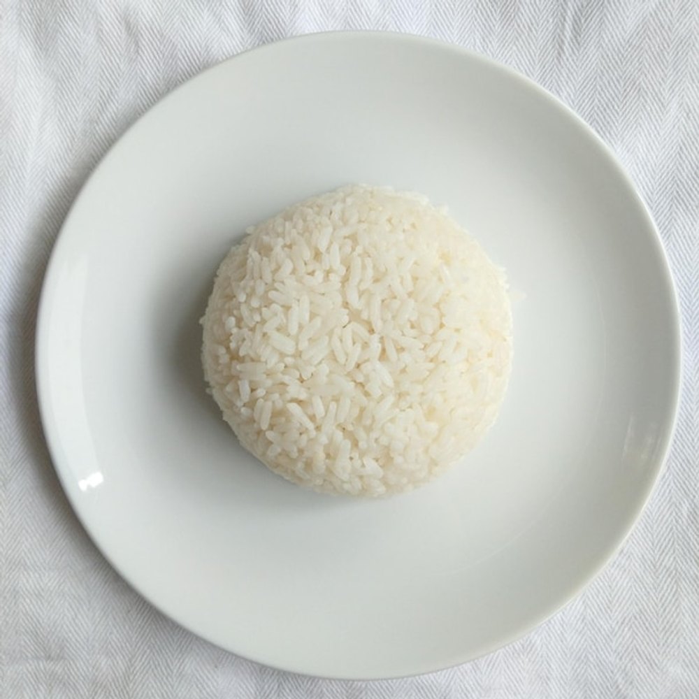 نص نفر رز بشاور أبيض