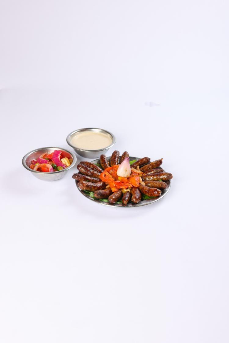 طبق سدق كبير